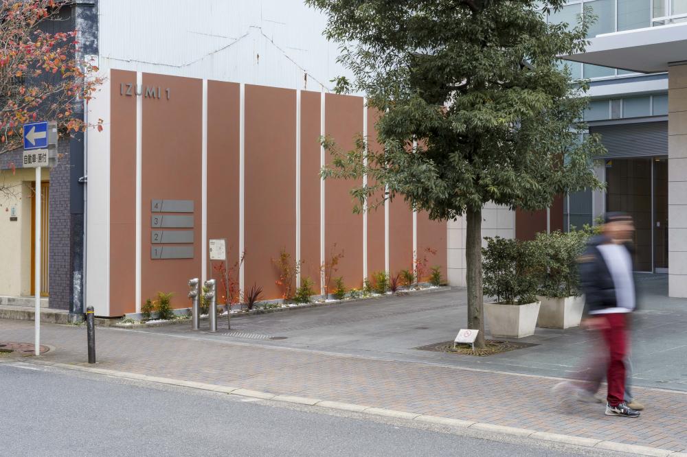 名古屋　オフィス棟エントランス写真2枚目