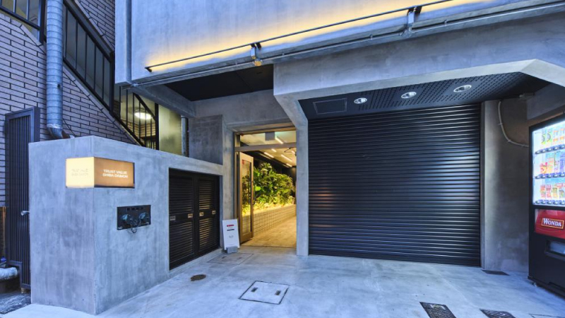 ナント誘致に効果的なビル外観のリノベーションを行った当社の施工事例 東京港区マンションビルのリノベーション工事